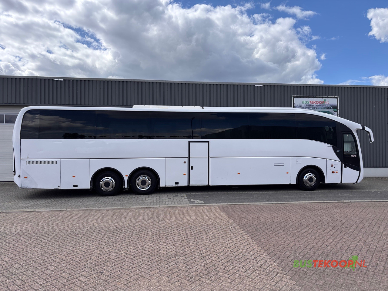 Autocar Volvo B11R SUNSUNDEGUI SC7, Euro 6.: foto 7 Autocar Volvo B11R SUNSUNDEGUI SC7, Euro 6.: foto 7