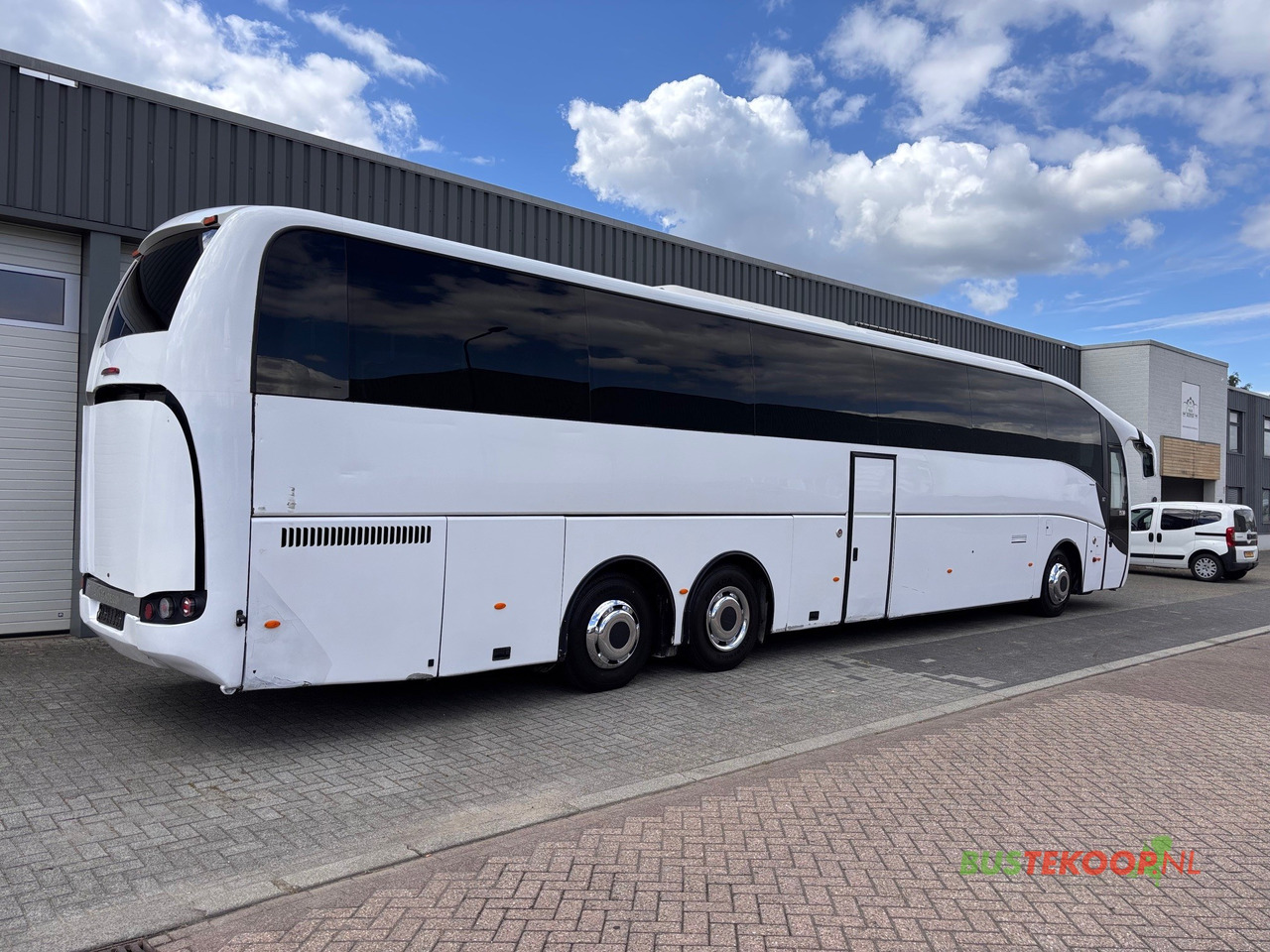 Autocar Volvo B11R SUNSUNDEGUI SC7, Euro 6.: foto 6 Autocar Volvo B11R SUNSUNDEGUI SC7, Euro 6.: foto 6