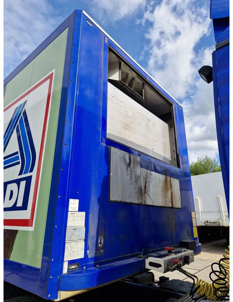 Schmitz Cargobull SKO 24 - Semirremolque caja cerrada: foto 3 Schmitz Cargobull SKO 24 - Semirremolque caja cerrada: foto 3