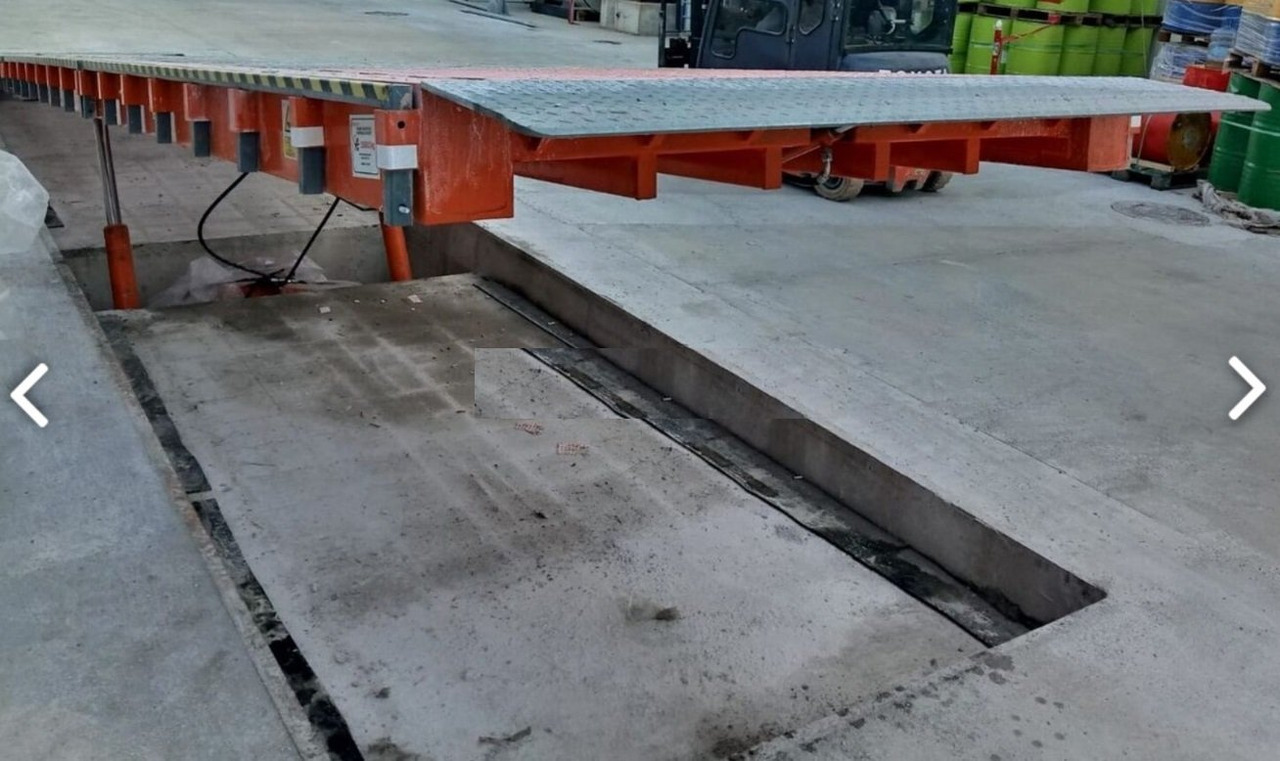 Embeded loading ramp-Buried loading ramp with tilting lip.AZ RAMP-EASY ST-10T - Rampa de carga: foto 3 Embeded loading ramp-Buried loading ramp with tilting lip.AZ RAMP-EASY ST-10T - Rampa de carga: foto 3