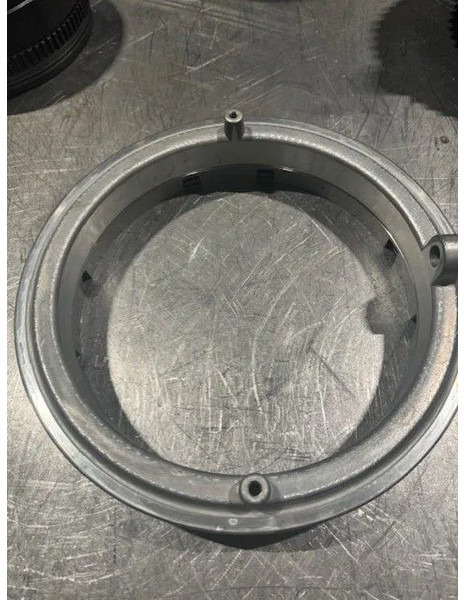 Volvo B1 piston and cylinder, 11038029, 11145437, 11145855, 11037941, 22640, 22648, 22688, 22517, 22518, 22545, 22645, 22650, 22671, 2 - Caja de cambios: foto 2 Volvo B1 piston and cylinder, 11038029, 11145437, 11145855, 11037941, 22640, 22648, 22688, 22517, 22518, 22545, 22645, 22650, 22671, 2 - Caja de cambios: foto 2