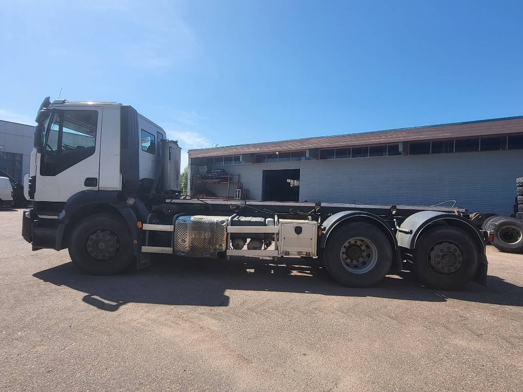 Iveco Stralis-360 - Camión con equipo de cable: foto 5 Iveco Stralis-360 - Camión con equipo de cable: foto 5