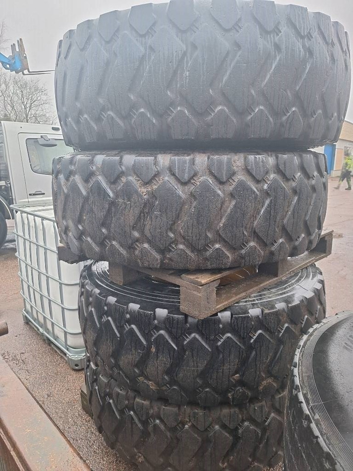 Neumático para Maquinaria de construcción Maxam 17.5R25 4kpl renkaat: foto 8 Neumático para Maquinaria de construcción Maxam 17.5R25 4kpl renkaat: foto 8