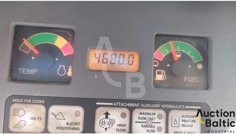Minicargadora Bobcat S 300: foto 16