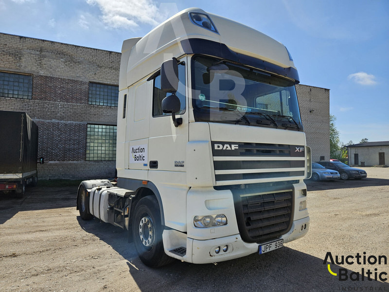 DAF XF105.460 - Cabeza tractora: foto 2 DAF XF105.460 - Cabeza tractora: foto 2