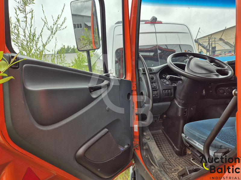 DAF AE75PC - Camión portavehículos: foto 5 DAF AE75PC - Camión portavehículos: foto 5