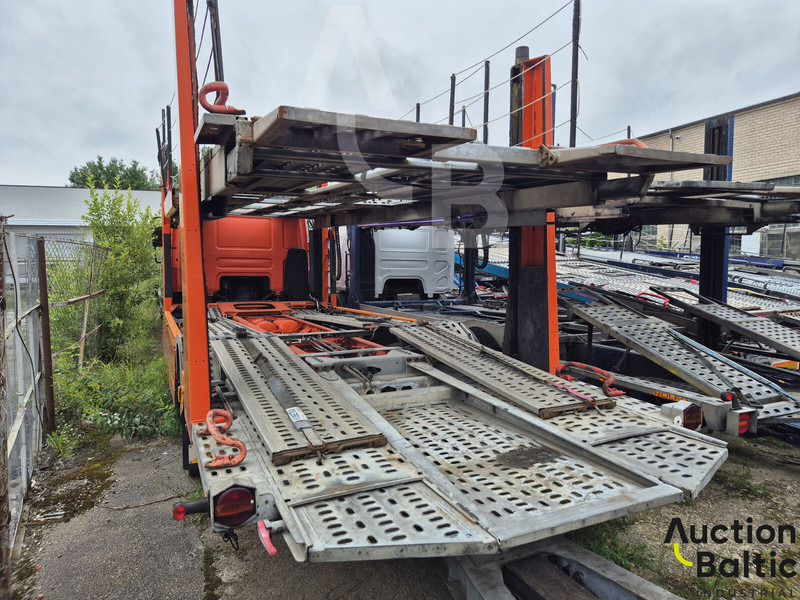 DAF AE75PC - Camión portavehículos: foto 4 DAF AE75PC - Camión portavehículos: foto 4