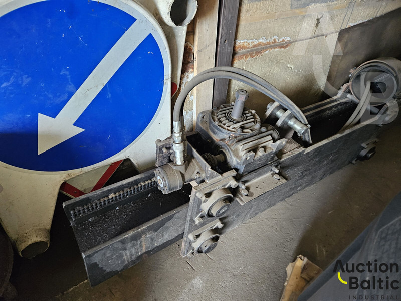 Horizontal-vertical drilling device - Perforadora: foto 5 Horizontal-vertical drilling device - Perforadora: foto 5