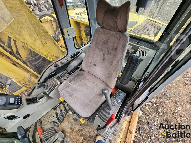 Excavadora de cadenas New Holland E 145: foto 8
