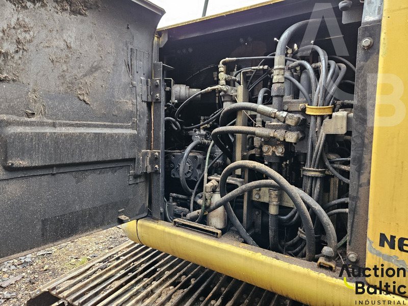 Excavadora de cadenas New Holland E 145: foto 12