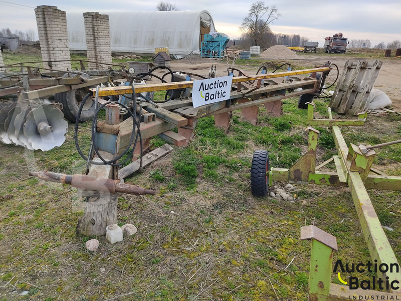 Overum C598L - Arado: foto 3 Overum C598L - Arado: foto 3