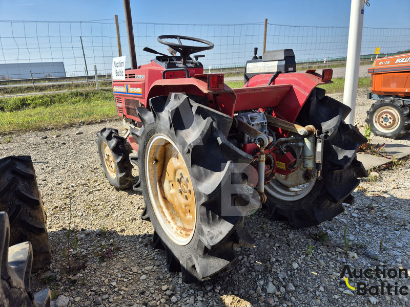 Shibaura SP1540 - Tractor: foto 4 Shibaura SP1540 - Tractor: foto 4