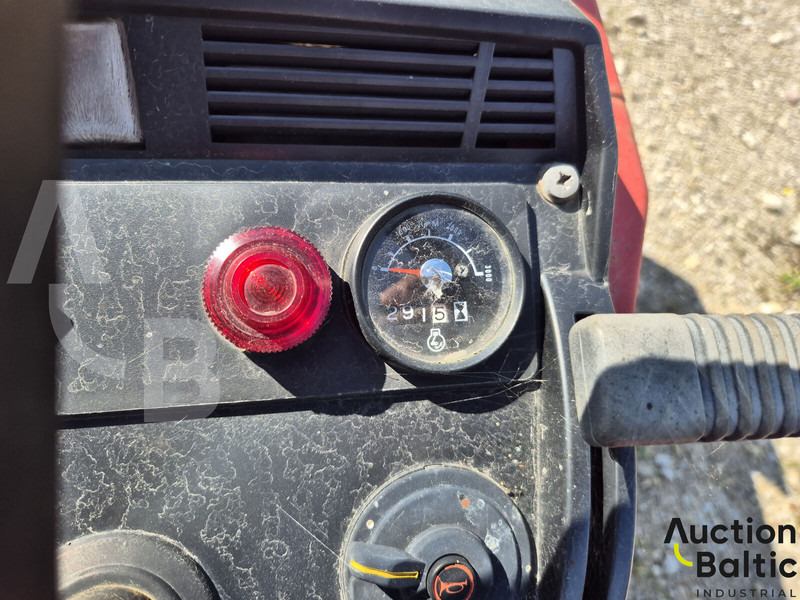 Shibaura SP1540 - Tractor: foto 5 Shibaura SP1540 - Tractor: foto 5