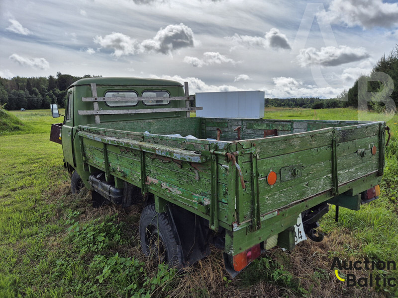UAZ UAZ 452 - Furgoneta caja abierta: foto 3 UAZ UAZ 452 - Furgoneta caja abierta: foto 3