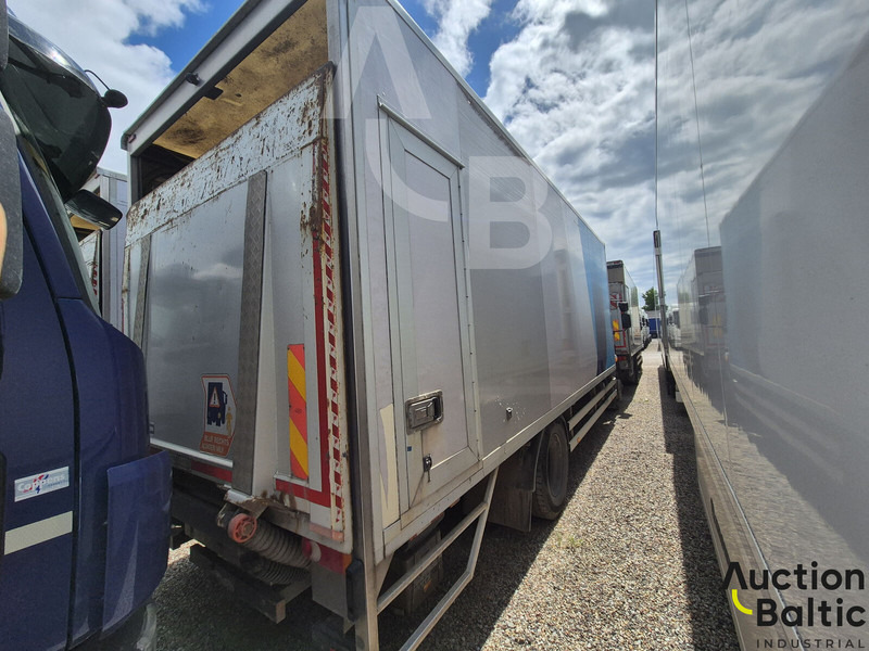 Volvo FL240 - Camión caja cerrada: foto 4 Volvo FL240 - Camión caja cerrada: foto 4