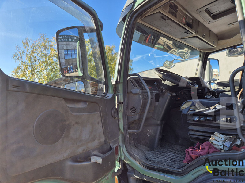 Volvo FM-300 - Camión volquete: foto 5 Volvo FM-300 - Camión volquete: foto 5