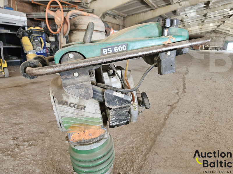 Wacker BS600 - Plancha reversible: foto 4 Wacker BS600 - Plancha reversible: foto 4