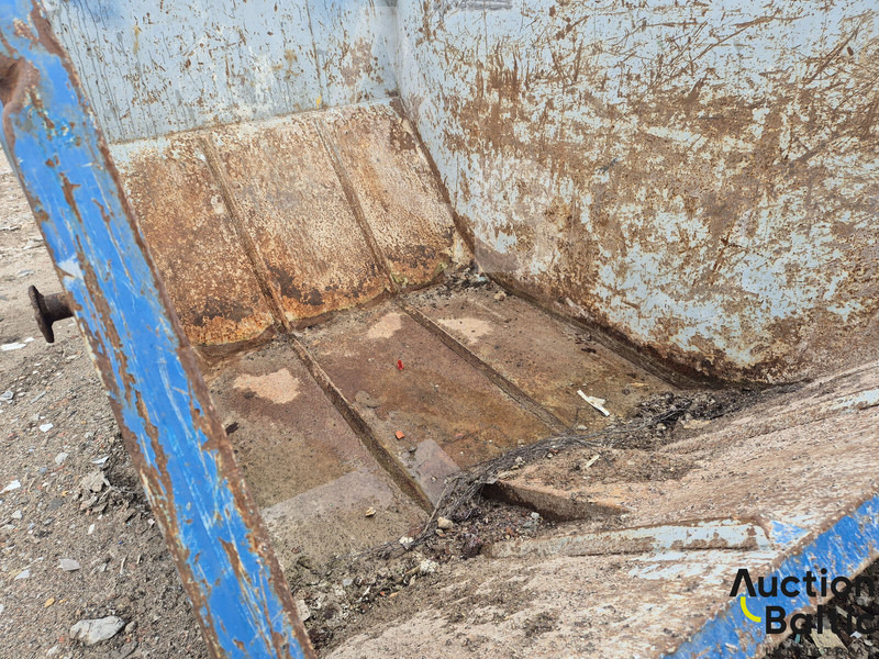 Waste (garbage) container - Contenedor de cadenas: foto 5 Waste (garbage) container - Contenedor de cadenas: foto 5