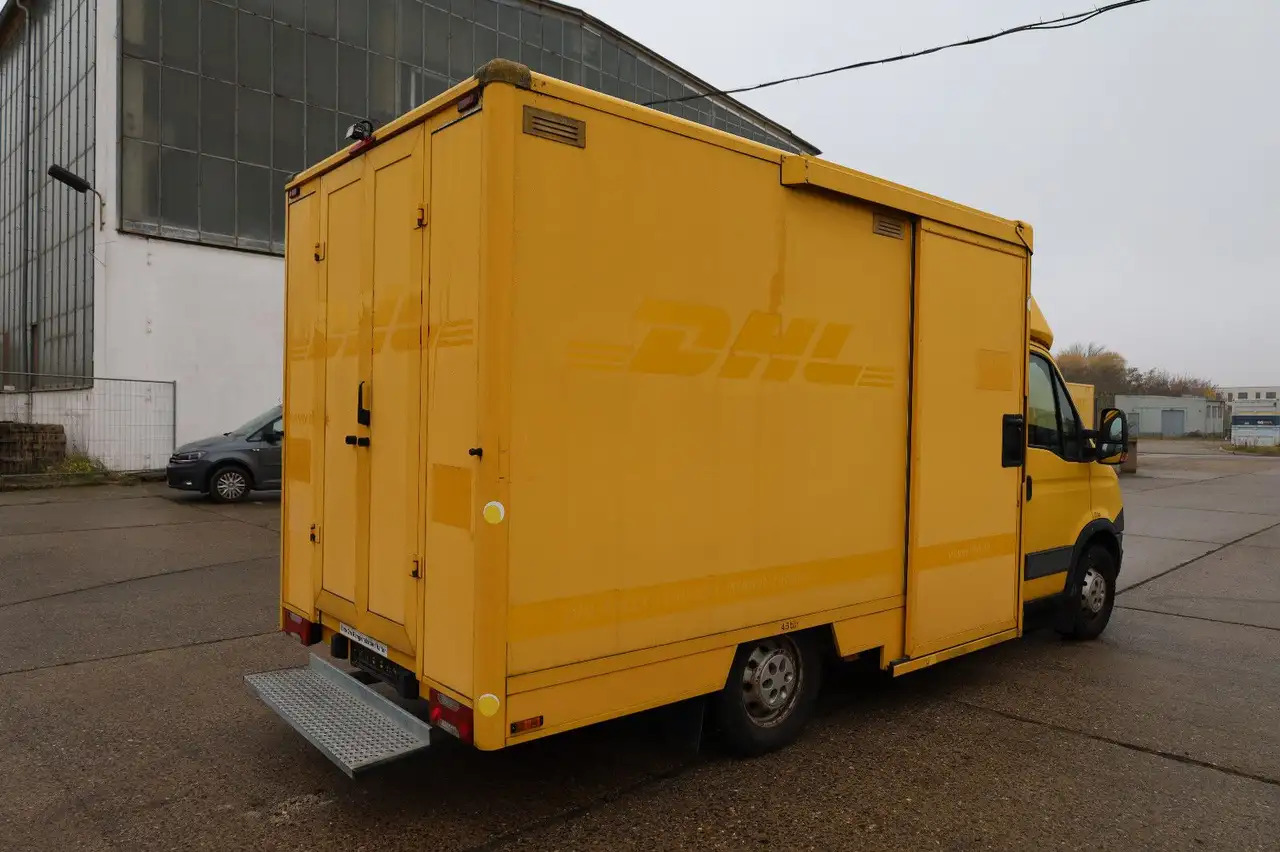 Iveco Daily/ Regalsystem/KURZ/Getriebe Defekt - Furgoneta caja cerrada: foto 4 Iveco Daily/ Regalsystem/KURZ/Getriebe Defekt - Furgoneta caja cerrada: foto 4