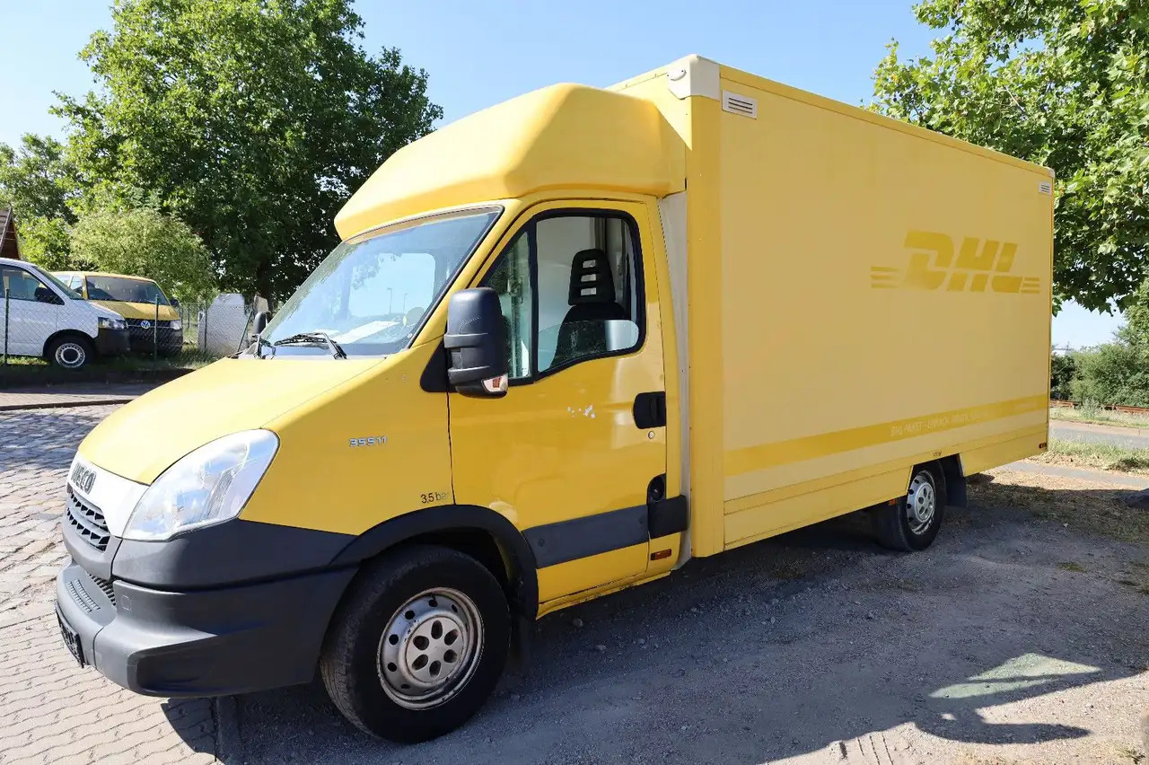 Iveco IS35SI2AA Daily/ Regalsystem/Luftfeder/1. Hand/ - Furgoneta caja cerrada: foto 2 Iveco IS35SI2AA Daily/ Regalsystem/Luftfeder/1. Hand/ - Furgoneta caja cerrada: foto 2