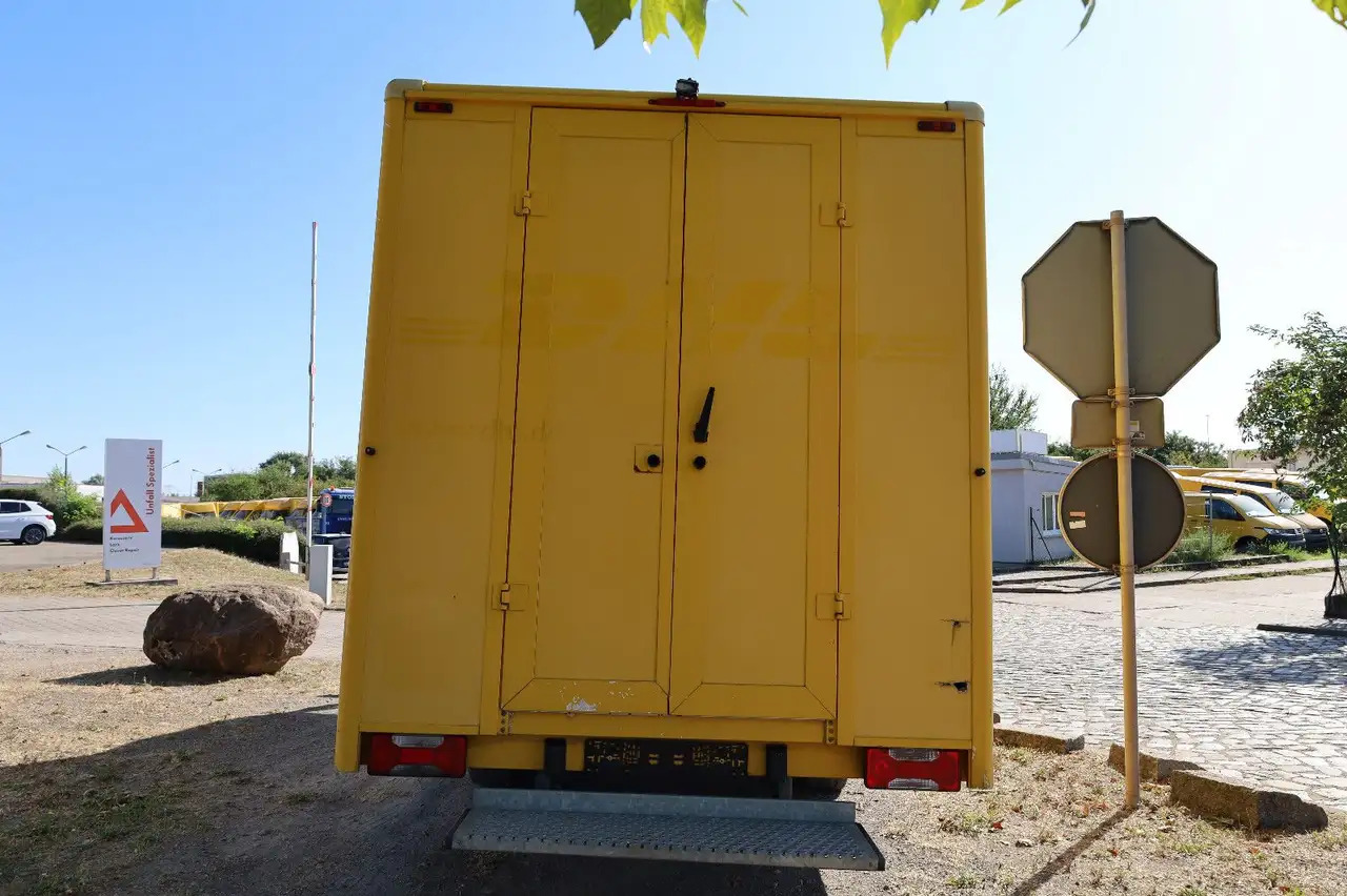 Iveco IS35SI2AA Daily/ Regalsystem/Luftfeder/1. Hand/ - Furgoneta caja cerrada: foto 5 Iveco IS35SI2AA Daily/ Regalsystem/Luftfeder/1. Hand/ - Furgoneta caja cerrada: foto 5