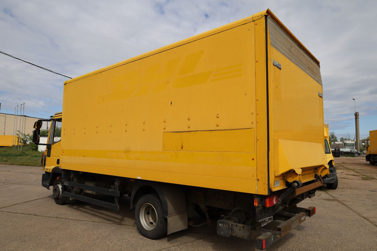 Iveco M752/Koffer/ 1. Hand - Furgoneta caja cerrada: foto 4 Iveco M752/Koffer/ 1. Hand - Furgoneta caja cerrada: foto 4