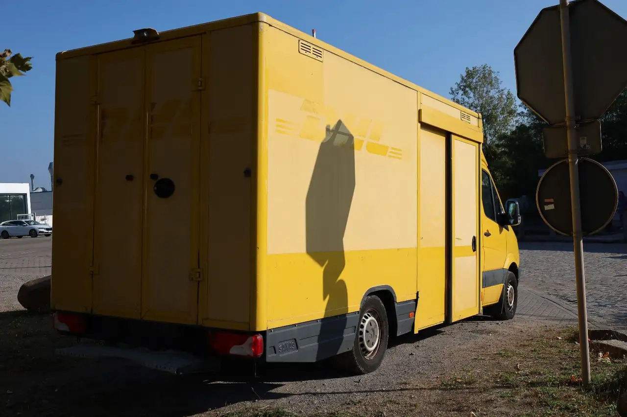 Mercedes-Benz Sprinter/Koffer/Regalsystem/ EU5/ 1. Hand - Furgoneta caja cerrada: foto 4 Mercedes-Benz Sprinter/Koffer/Regalsystem/ EU5/ 1. Hand - Furgoneta caja cerrada: foto 4