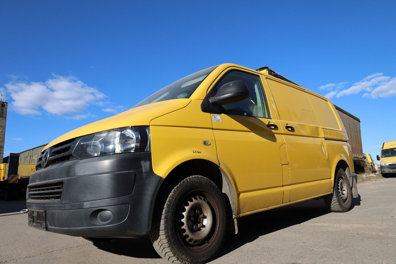Volkswagen T5 Transporter/2.0 TDI/EU5/1.Hand/Motorschaden - Furgoneta pequeña: foto 2 Volkswagen T5 Transporter/2.0 TDI/EU5/1.Hand/Motorschaden - Furgoneta pequeña: foto 2