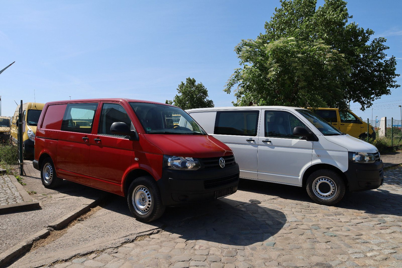 Volkswagen T5 Transporter Kasten-Kombi 2.0 TDI/EU5/1.Hand - Furgoneta pequeña: foto 1 Volkswagen T5 Transporter Kasten-Kombi 2.0 TDI/EU5/1.Hand - Furgoneta pequeña: foto 1