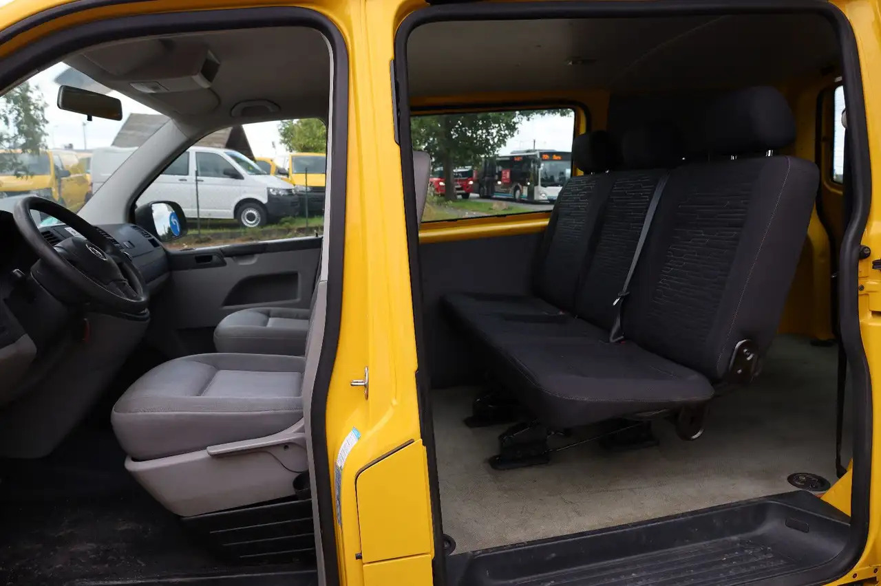 Volkswagen T5 Transporter Kasten-Kombi 2.0 TDI/EU5/5-Sitze - Furgoneta combi: foto 2 Volkswagen T5 Transporter Kasten-Kombi 2.0 TDI/EU5/5-Sitze - Furgoneta combi: foto 2