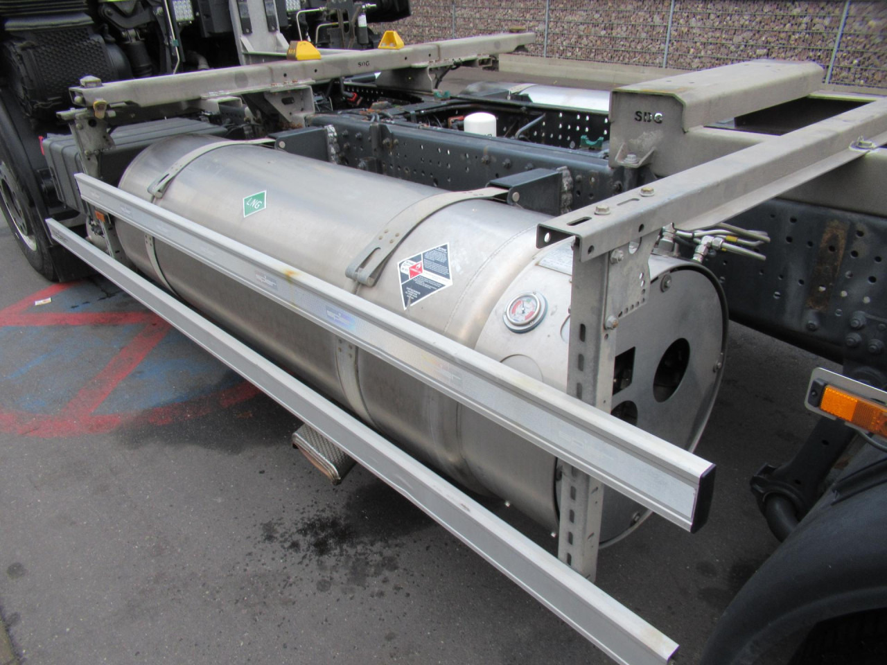 IVECO Stralis AS260S46Y/FSCMLNG Intarder Klima AHK ZV - Camión portacontenedore/ Intercambiable: foto 5 IVECO Stralis AS260S46Y/FSCMLNG Intarder Klima AHK ZV - Camión portacontenedore/ Intercambiable: foto 5