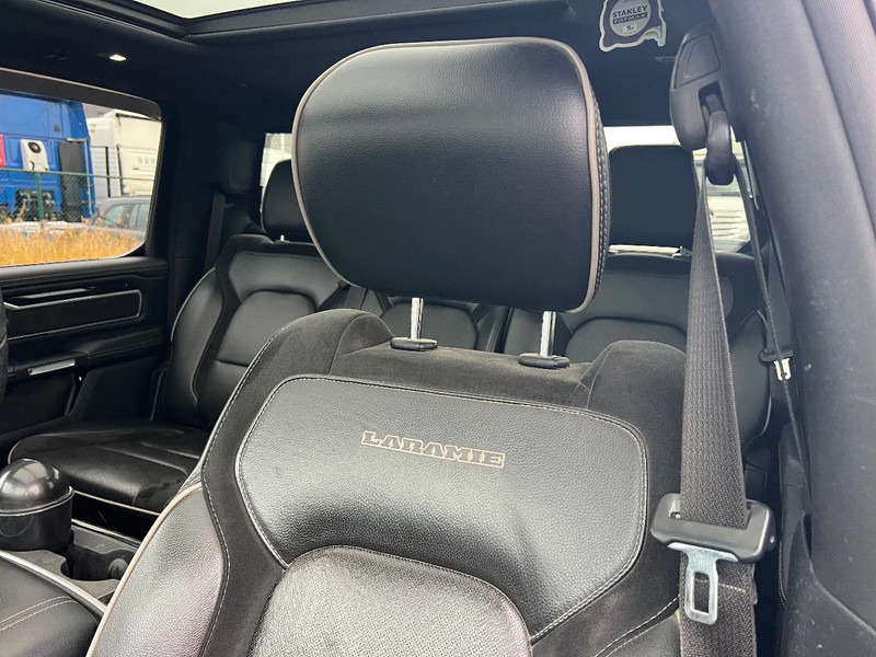 Dodge Ram HEMI 5700 *DODGE RAM 1500 LARAMIE AIR SUSP* - Coche: foto 5 Dodge Ram HEMI 5700 *DODGE RAM 1500 LARAMIE AIR SUSP* - Coche: foto 5