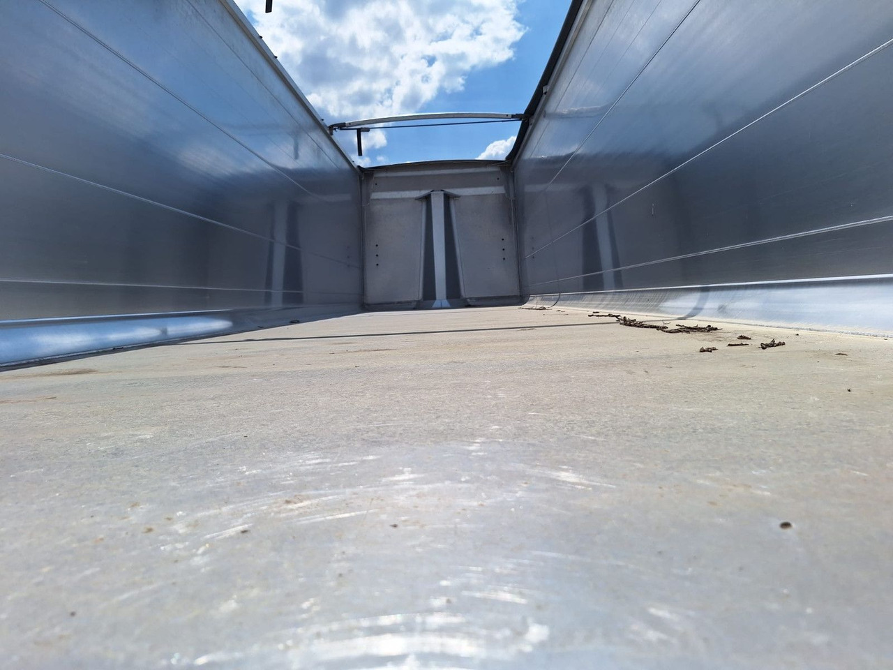 Benalu Bulkliner S 95 50m³ Kombiklappe - Semirremolque volquete: foto 4 Benalu Bulkliner S 95 50m³ Kombiklappe - Semirremolque volquete: foto 4