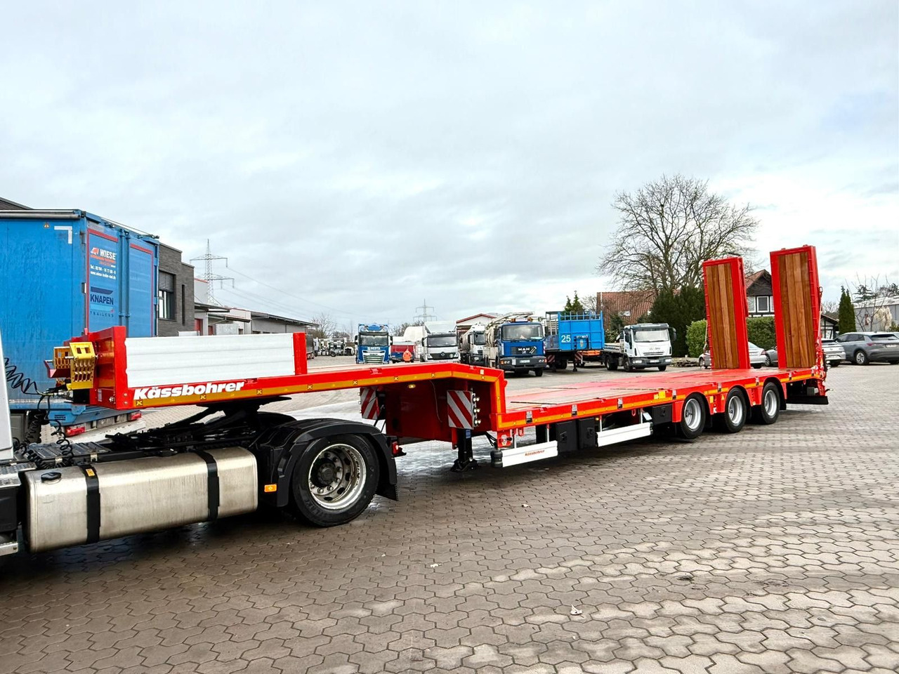 Kässbohrer K.SLS 3 / 0N 18/30 Tieflader mit hydr. Rampen - Semirremolque góndola rebajadas: foto 3 Kässbohrer K.SLS 3 / 0N 18/30 Tieflader mit hydr. Rampen - Semirremolque góndola rebajadas: foto 3