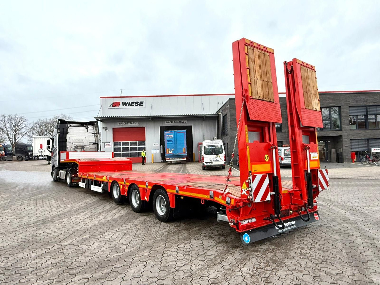 Kässbohrer K.SLS 3 / 0N 18/30 Tieflader mit hydr. Rampen - Semirremolque góndola rebajadas: foto 1 Kässbohrer K.SLS 3 / 0N 18/30 Tieflader mit hydr. Rampen - Semirremolque góndola rebajadas: foto 1