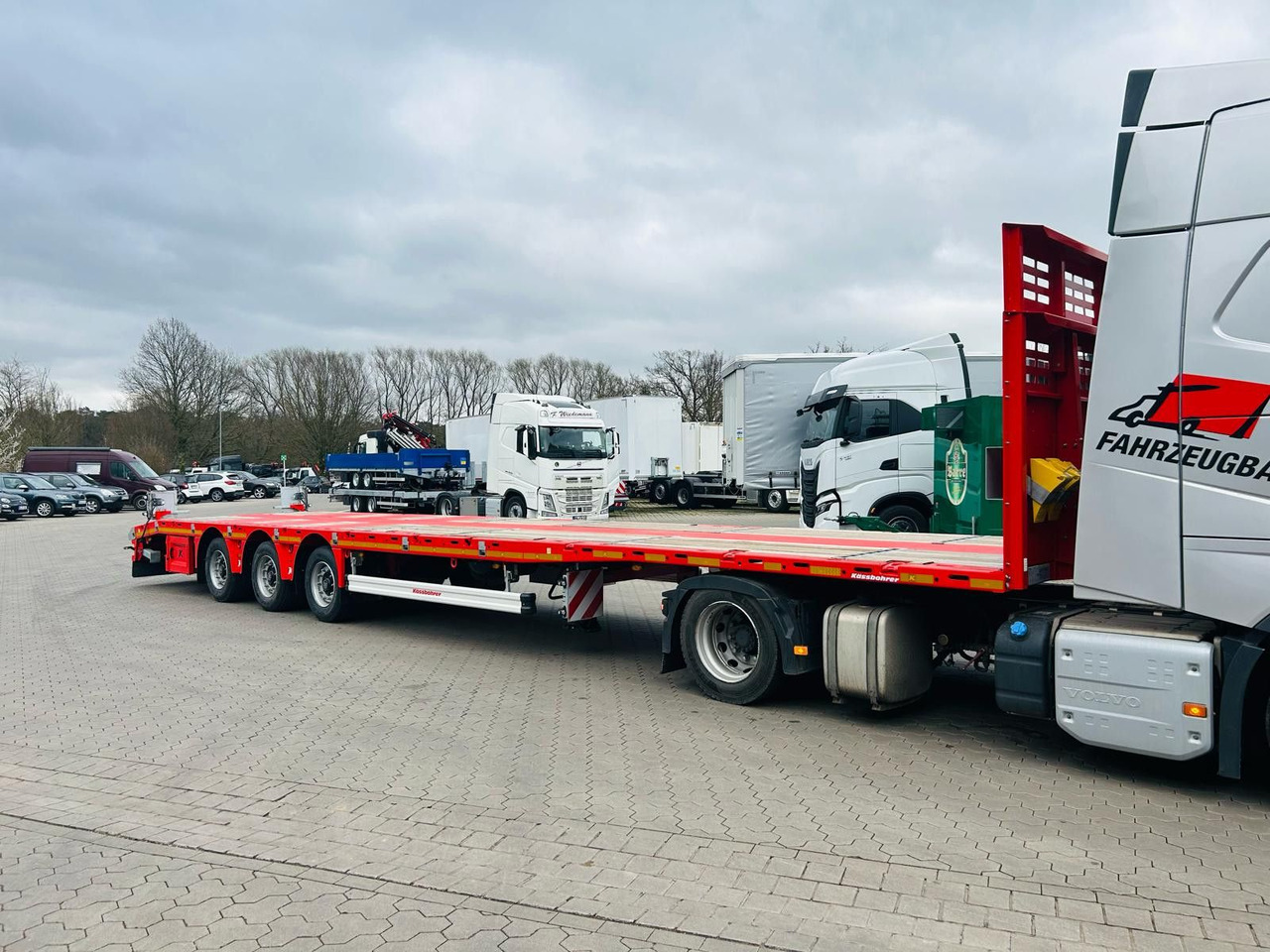 Kässbohrer SPS Mega Schwerlast Plattform Lenkachse - Semirremolque plataforma/ Caja abierta: foto 3 Kässbohrer SPS Mega Schwerlast Plattform Lenkachse - Semirremolque plataforma/ Caja abierta: foto 3