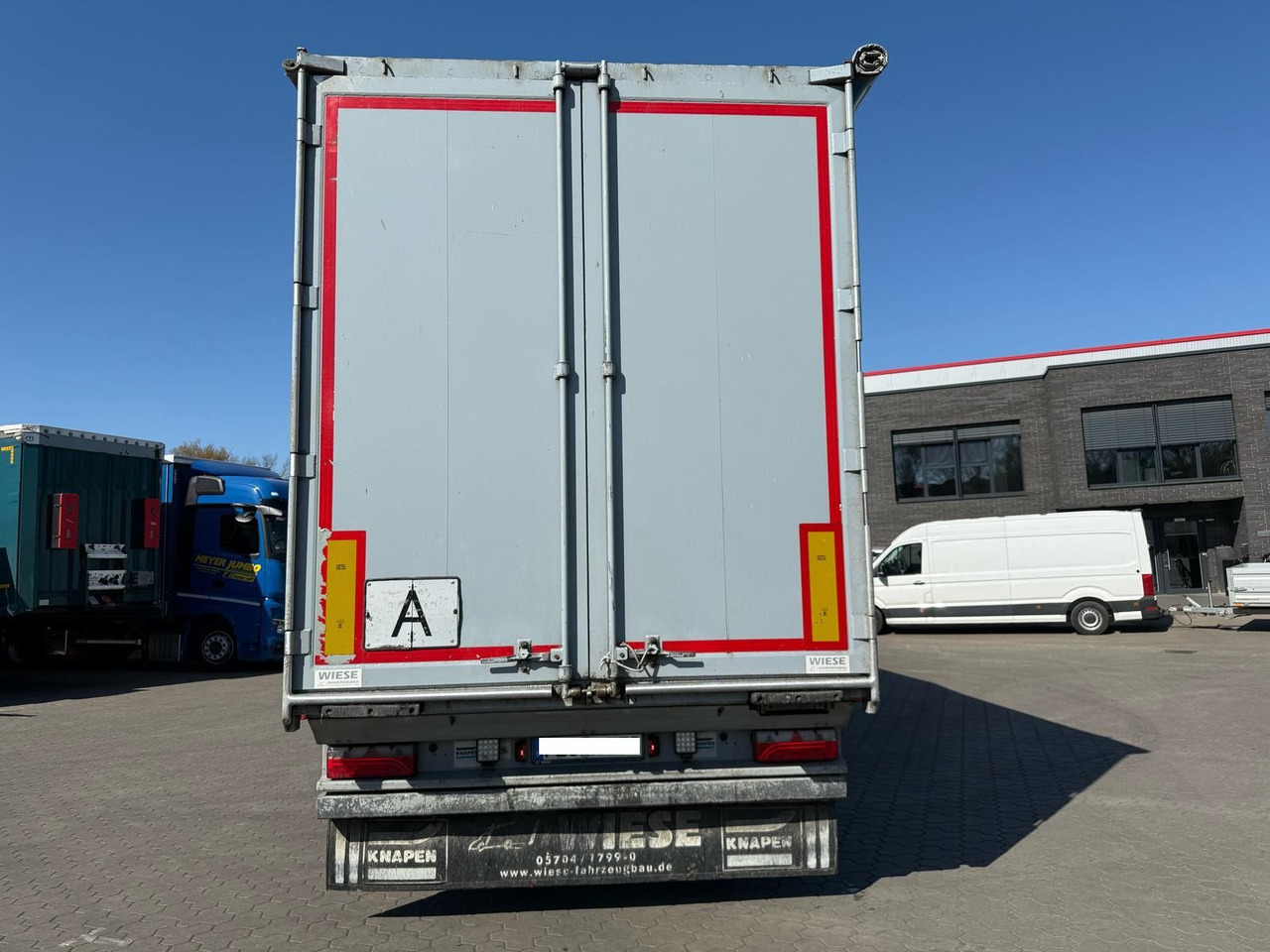 Arrendamiento de Knapen K100 Schubboden 92m³ 10 mm Boden Knapen K100 Schubboden 92m³ 10 mm Boden: foto 7 Arrendamiento de Knapen K100 Schubboden 92m³ 10 mm Boden Knapen K100 Schubboden 92m³ 10 mm Boden: foto 7