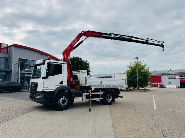 MAN 18.320 4x4 mit Fassi Ladekran Sofort Verfügbar - Camión volquete, Camión grúa: foto 4 MAN 18.320 4x4 mit Fassi Ladekran Sofort Verfügbar - Camión volquete, Camión grúa: foto 4