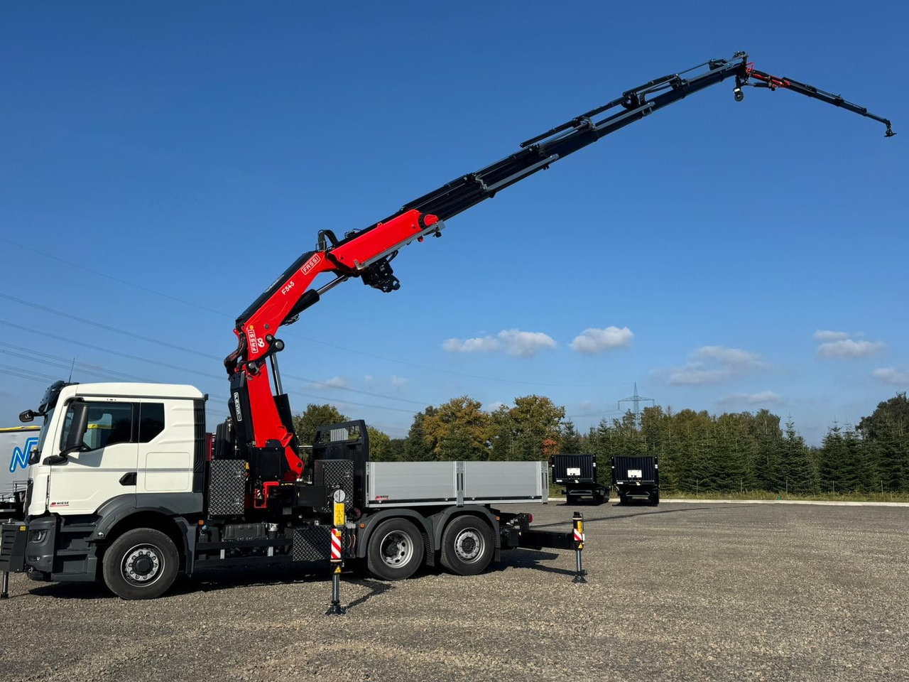 MAN 26.470 6x4-4 Hydrodrive Fassi Kran F545 Jib - Camión caja abierta, Camión grúa: foto 4 MAN 26.470 6x4-4 Hydrodrive Fassi Kran F545 Jib - Camión caja abierta, Camión grúa: foto 4