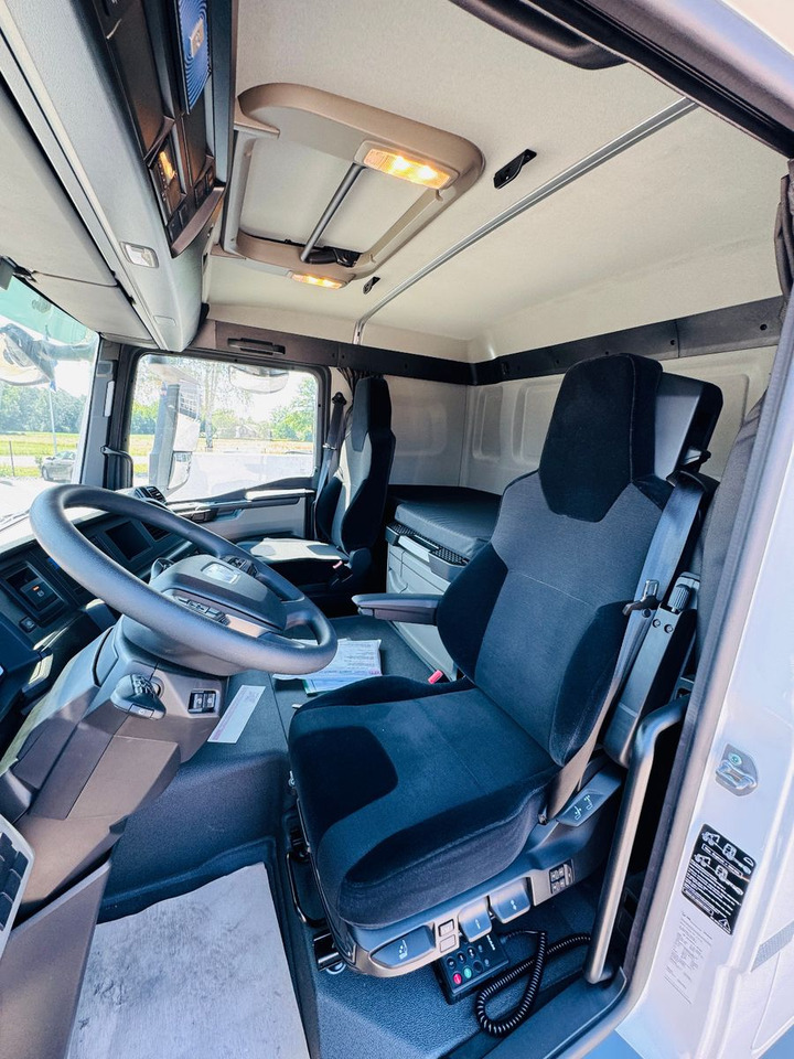 Arrendamiento de  MAN TGS 32.510 mit F710 Frontkran sofort MAN TGS 32.510 mit F710 Frontkran sofort: foto 12 Arrendamiento de  MAN TGS 32.510 mit F710 Frontkran sofort MAN TGS 32.510 mit F710 Frontkran sofort: foto 12