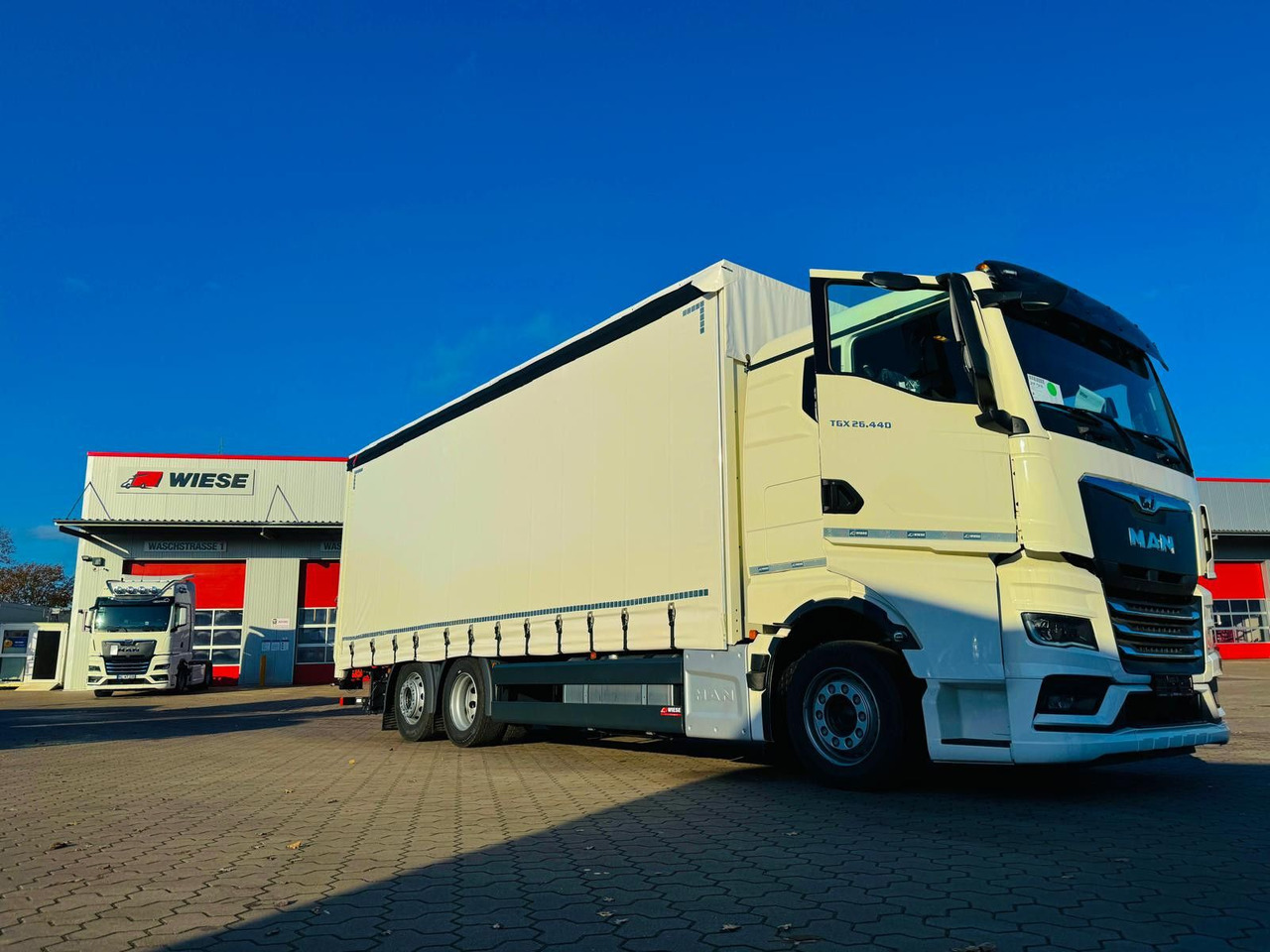 Arrendamiento de  MAN TGX 26.440 6x2 LL Schwerlast Ladebordwand/Rampe MAN TGX 26.440 6x2 LL Schwerlast Ladebordwand/Rampe: foto 7