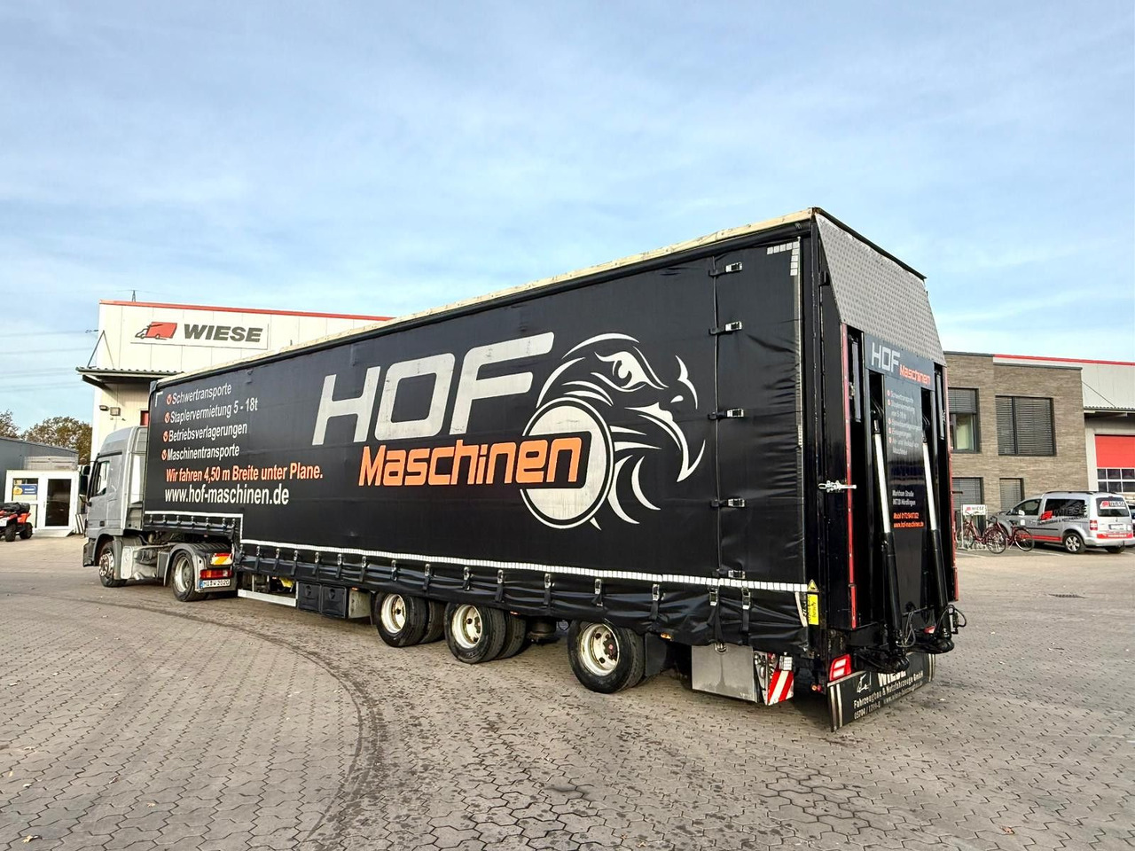 Wiese 3-Achs Stufen Sattel mit Auffahrrampe 25T - Semirremolque lona: foto 1 Wiese 3-Achs Stufen Sattel mit Auffahrrampe 25T - Semirremolque lona: foto 1