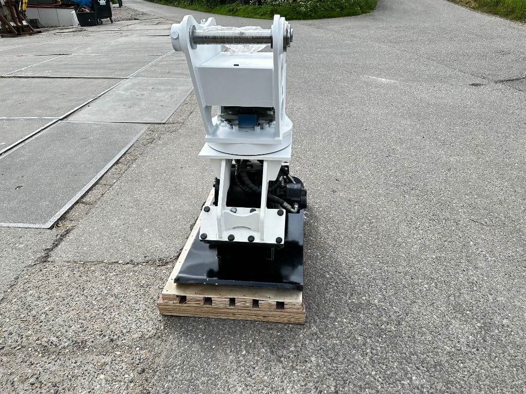 AJCE ACP5R Vibration Plate Compactor - Plancha reversible: foto 4 AJCE ACP5R Vibration Plate Compactor - Plancha reversible: foto 4