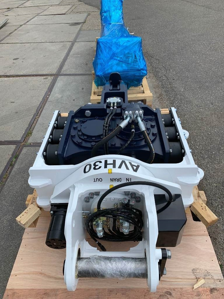 Martillo de hinca de pilotes nuevo AJCE AVH30 Sheet Pile Vibro Hammer Pile Driver: foto 17