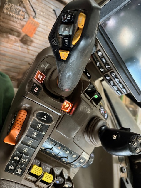 JOHN DEERE 6250R - Tractor: foto 4 JOHN DEERE 6250R - Tractor: foto 4