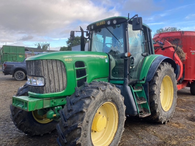 JOHN DEERE 6630 Premium - Tractor: foto 3 JOHN DEERE 6630 Premium - Tractor: foto 3