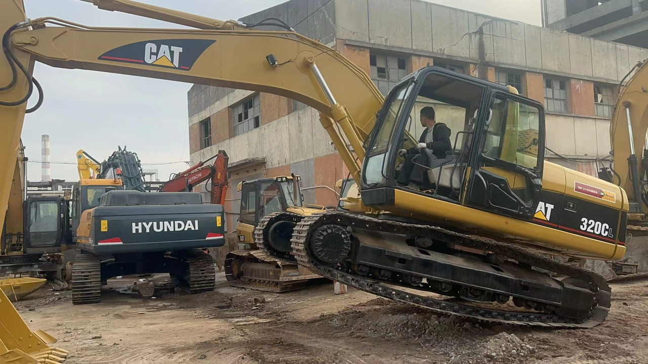 CATERPILLAR 320C - Excavadora de cadenas: foto 4 CATERPILLAR 320C - Excavadora de cadenas: foto 4