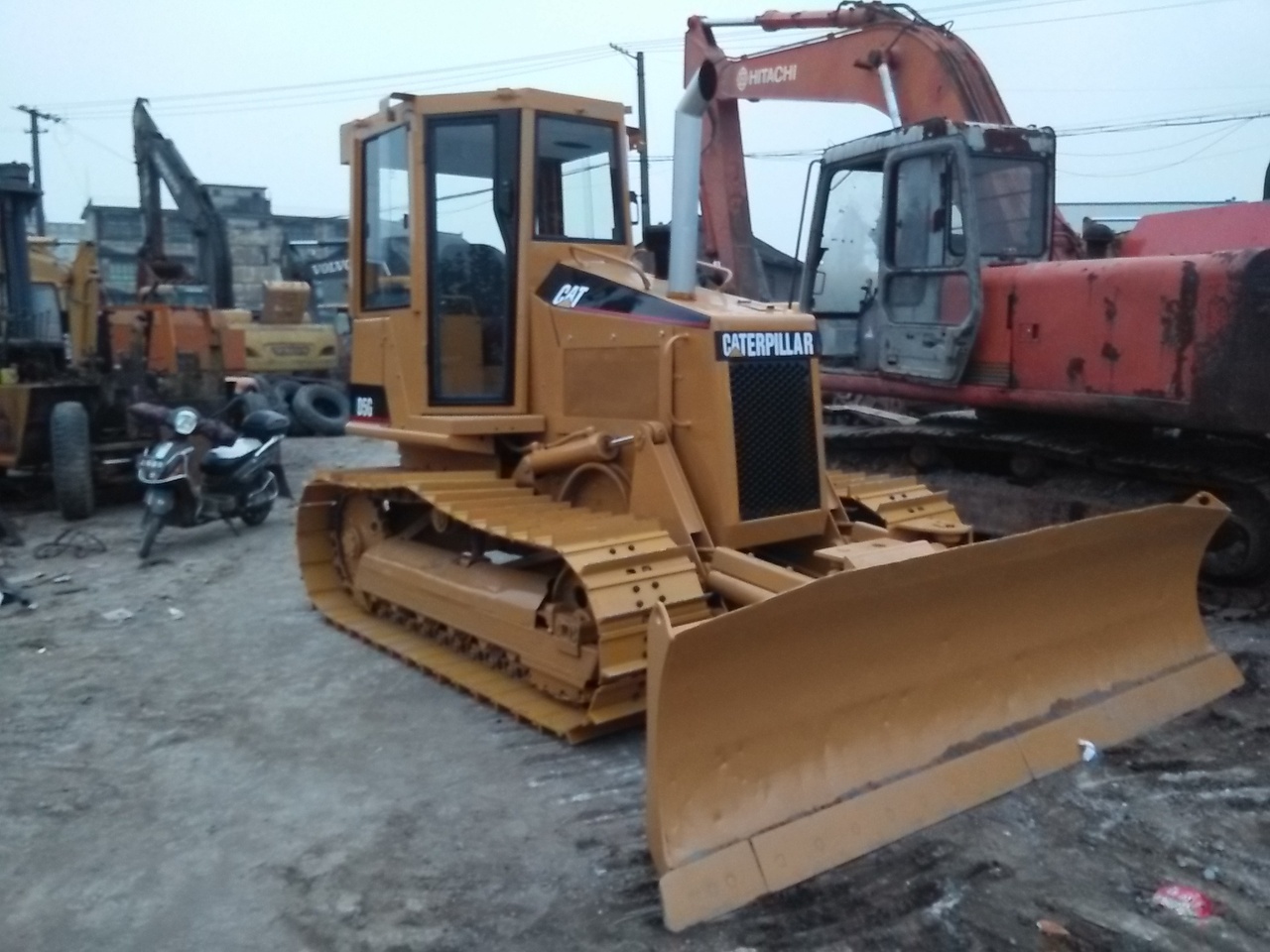 CATERPILLAR D5G - Bulldozer: foto 3 CATERPILLAR D5G - Bulldozer: foto 3