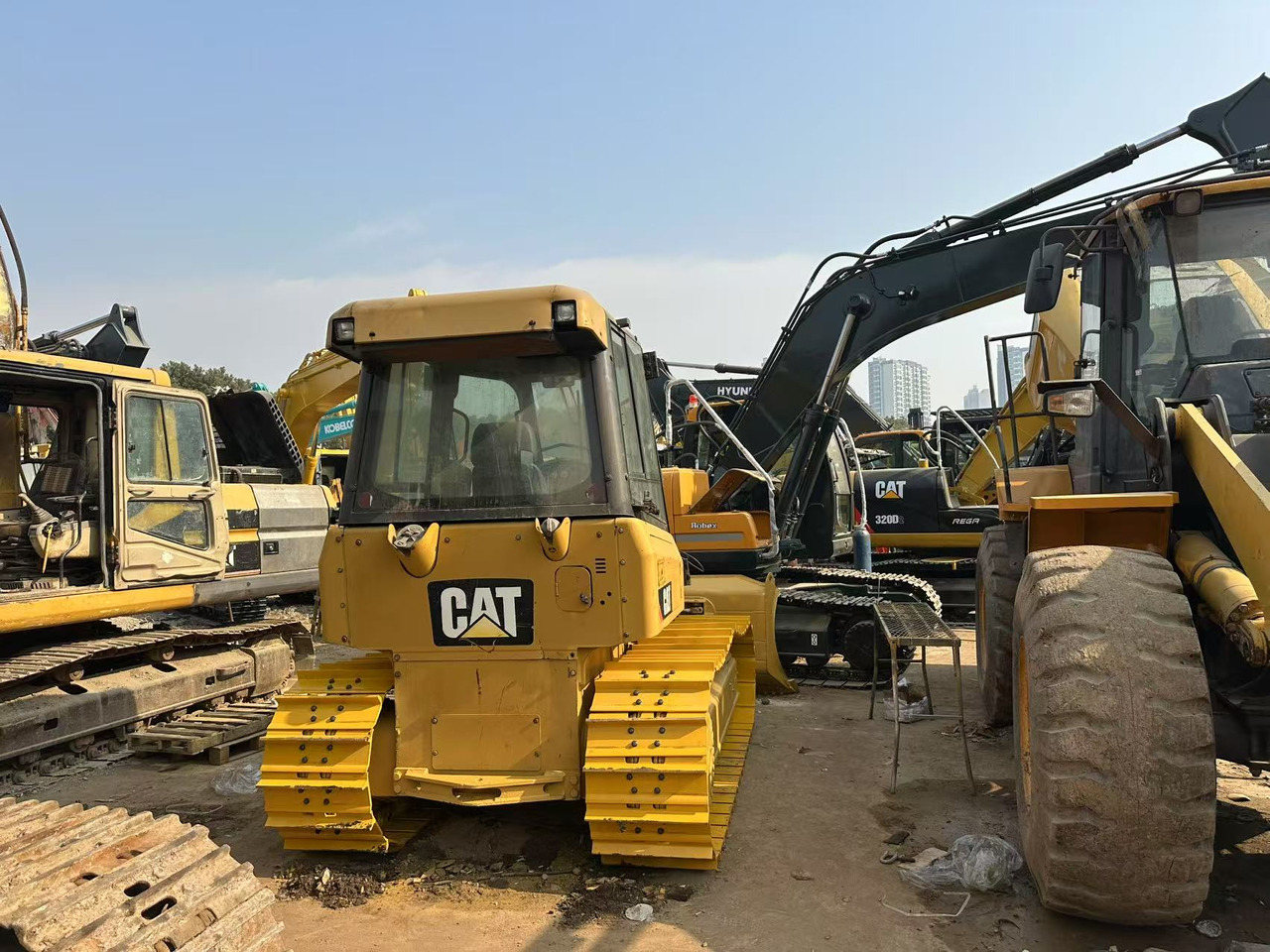 CATERPILLAR D5K - Bulldozer: foto 3 CATERPILLAR D5K - Bulldozer: foto 3