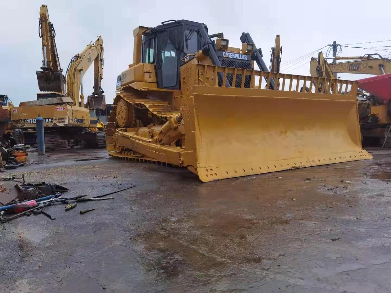 CATERPILLAR D6H - Bulldozer: foto 2 CATERPILLAR D6H - Bulldozer: foto 2